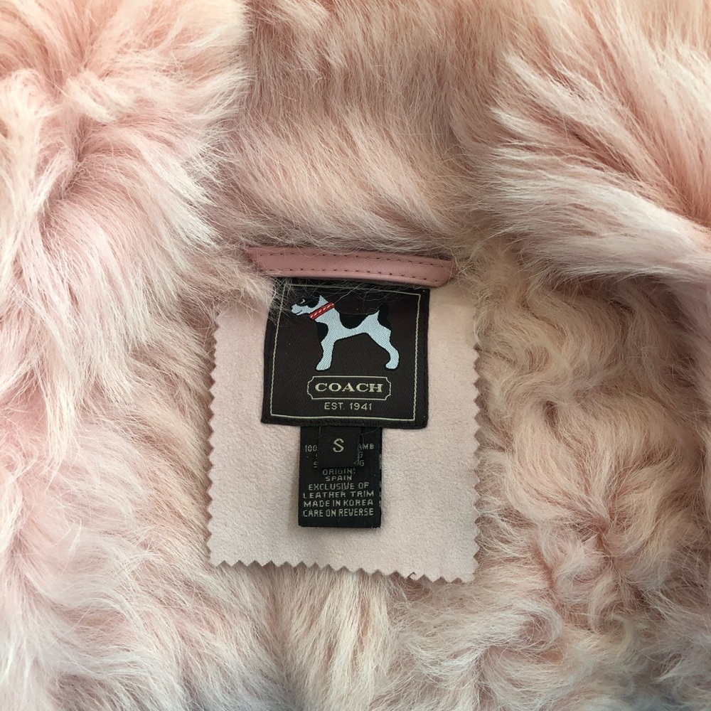 ✨Coach✨Shearing Poncho - Picture 2 of 4